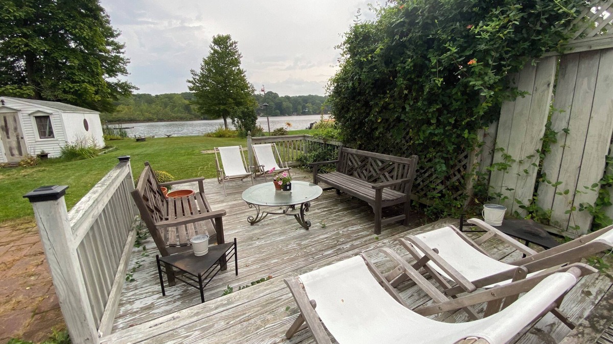 Guilford Cottage | Lakefront Cottage 🕊 quiet