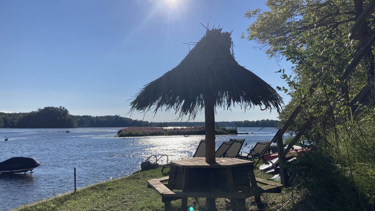 Newaygo Cottage | Lakefront Cottage with Private Beach, Sleeps 14
