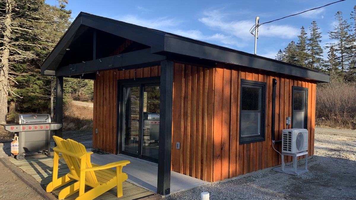 Clare Cabin | Lakefront country cabin with rustic charm overlooking lake