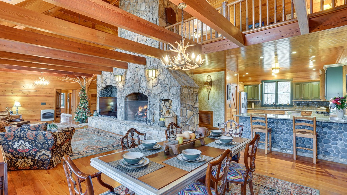 Mentone House | Lakefront Custom-Built Mentone Home: Game Room!