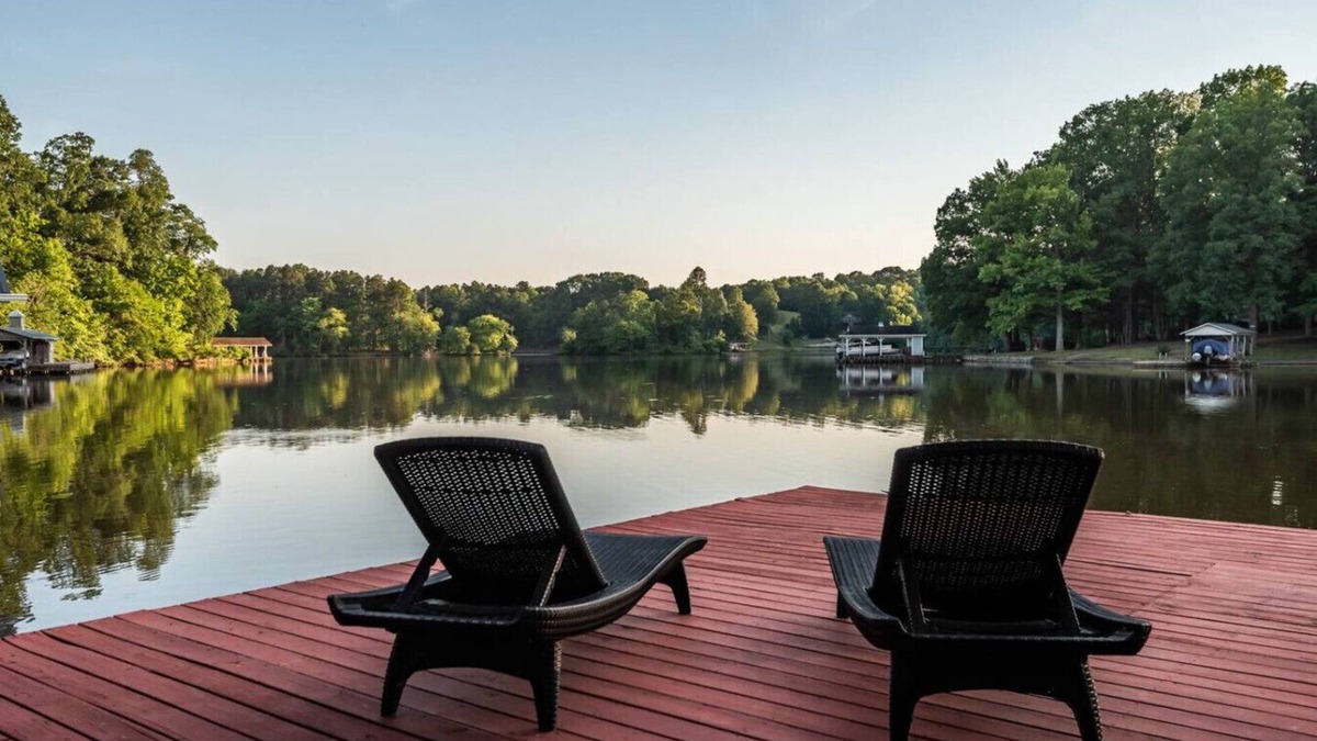 Roxboro Apartment | Lakefront Escape | Dock, Fire Pit, Family friendly