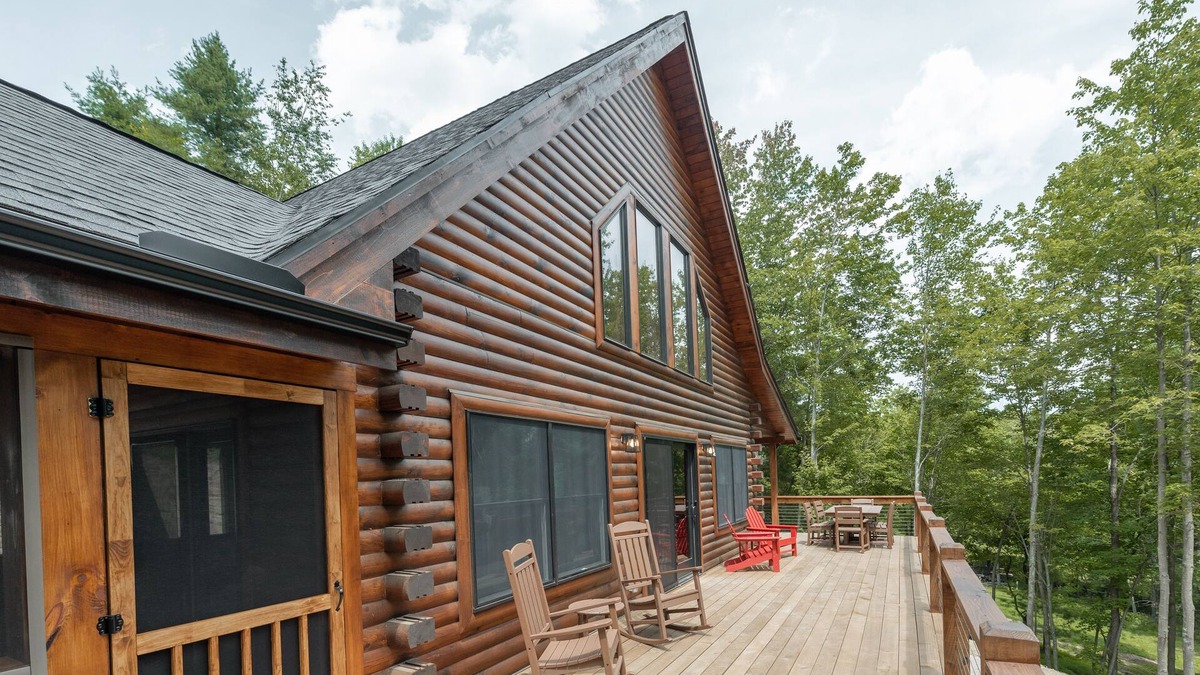 North Glade Hills House | Lakefront Escape: Lakefront, Dogs Welcome, Dock Slip, Hot Tub!