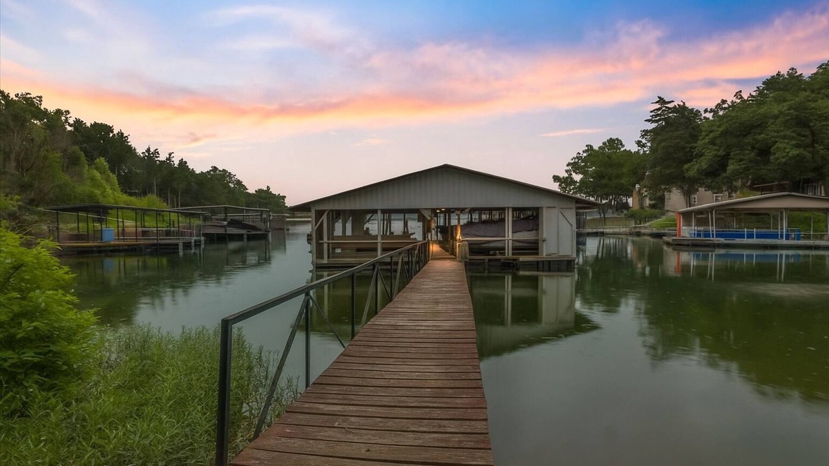 Roach House | Lakefront Escape, Sunrise Views, Boat Slip & Community Dock Access