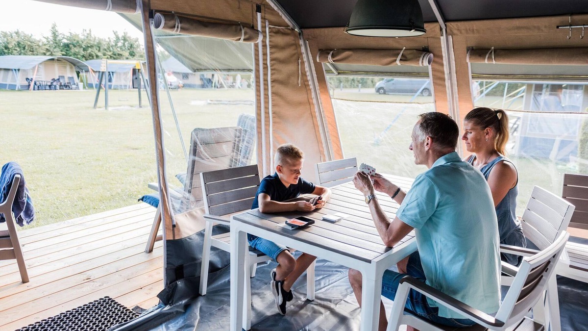 Herpelmont House | Lakefront Glamping w/Pets