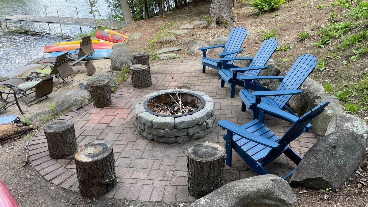 Barnstead House | Lakefront Home: Hot Tub & Fire Pit in Barnstead