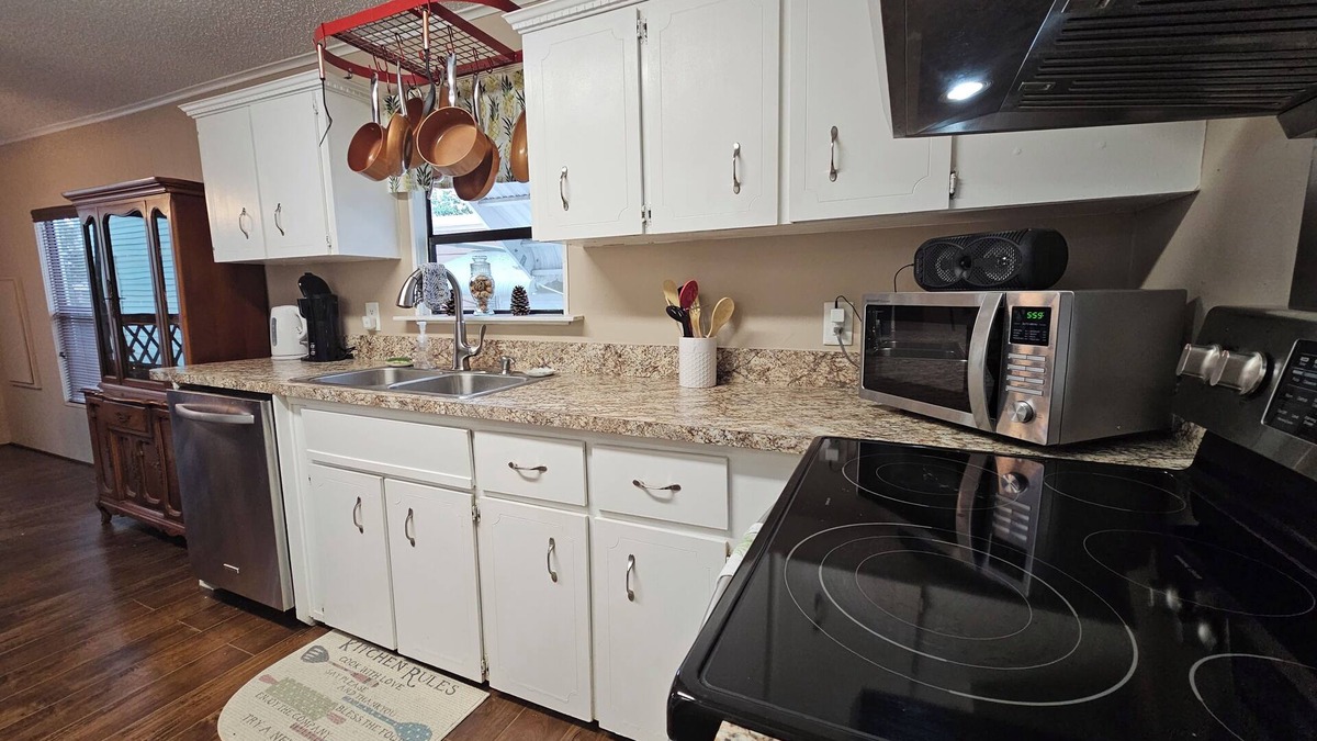 Lakewood Park House | Lakefront home in 55+ community