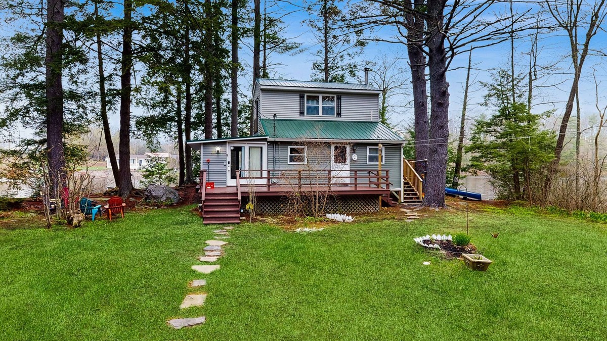 Augusta Cottage | Lakefront Home on Togus Pond with 2 Decks, Great View & Shared Canoe/Firepit