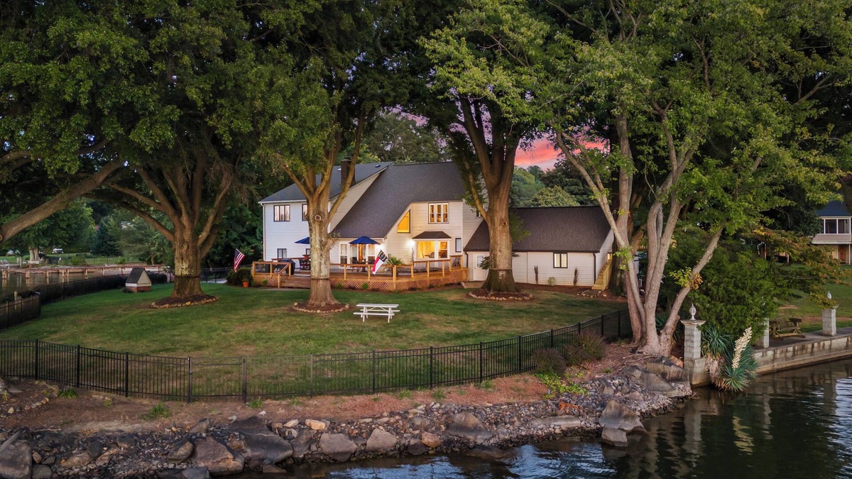 Mount Mourne House | Lakefront Home w/Dock, Game Room & Hot Tub | Ponderosa Peninsula by AvantStay