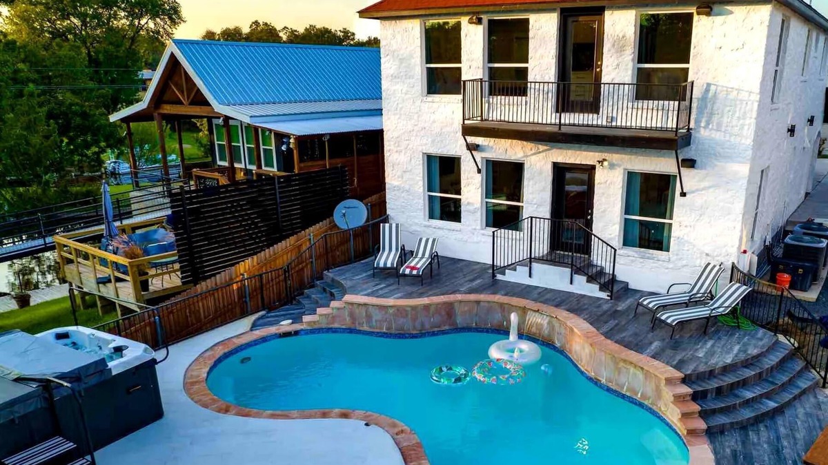 Kingsland House | Lakefront Home w/Pool, Spa, & Game Room!