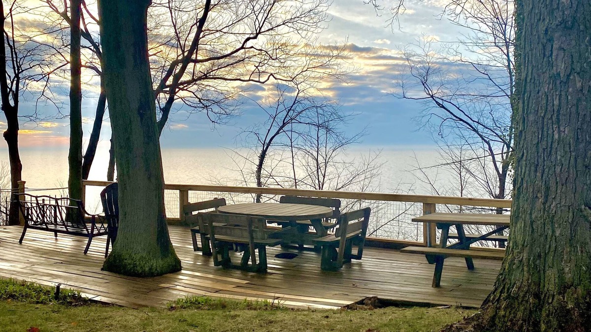 Erie House | Lakefront Home with Breathtaking Views