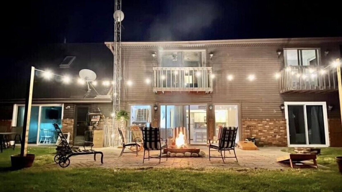 Fulton House | Lakefront home with gorgeous nature views