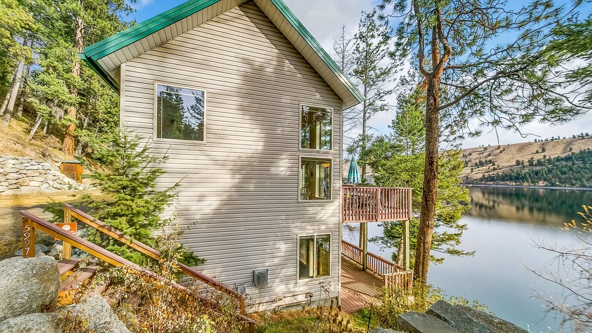 Wallowa County House | Lakefront home with private dock, 2 decks, lake views & fireplace