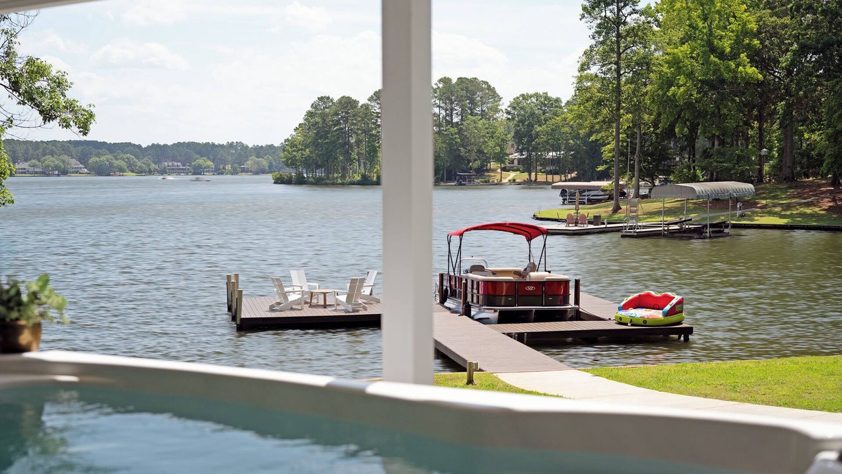 Lake Oconee House | Lakefront Lux: Spa, Dock, Game Room, Fire Pit, Boat Rental, Pet Friendly