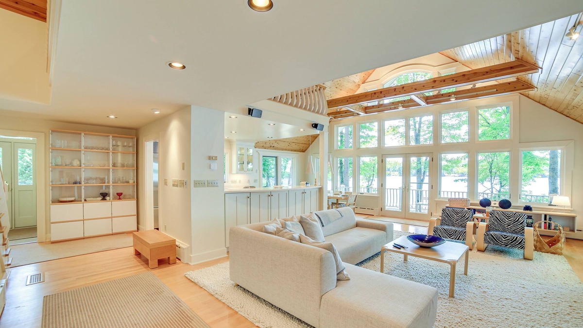Channing Cottage | Lakefront Michigan Retreat w/Private Dock
