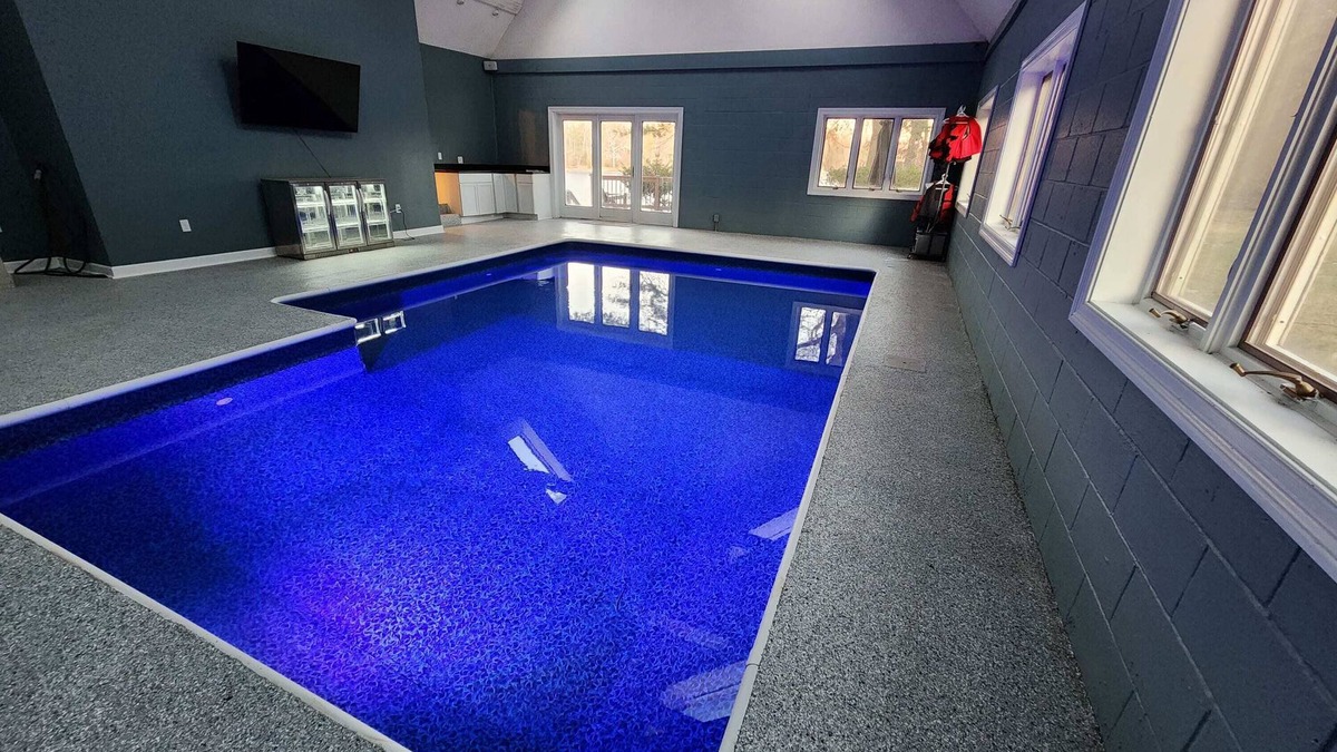 Pimento House | Lakefront Paradise *Indoor Pool* *Arcade*