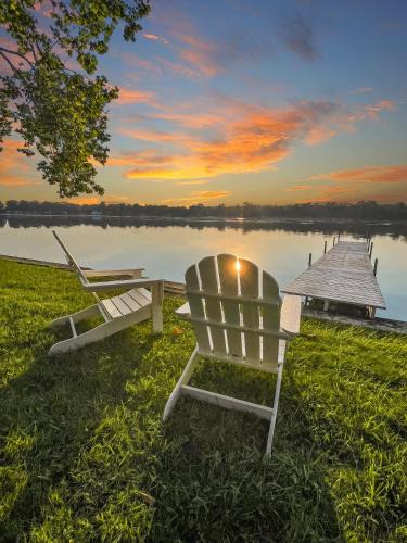 Pierceton House | Lakefront Pierkayakspaddleboatfishing