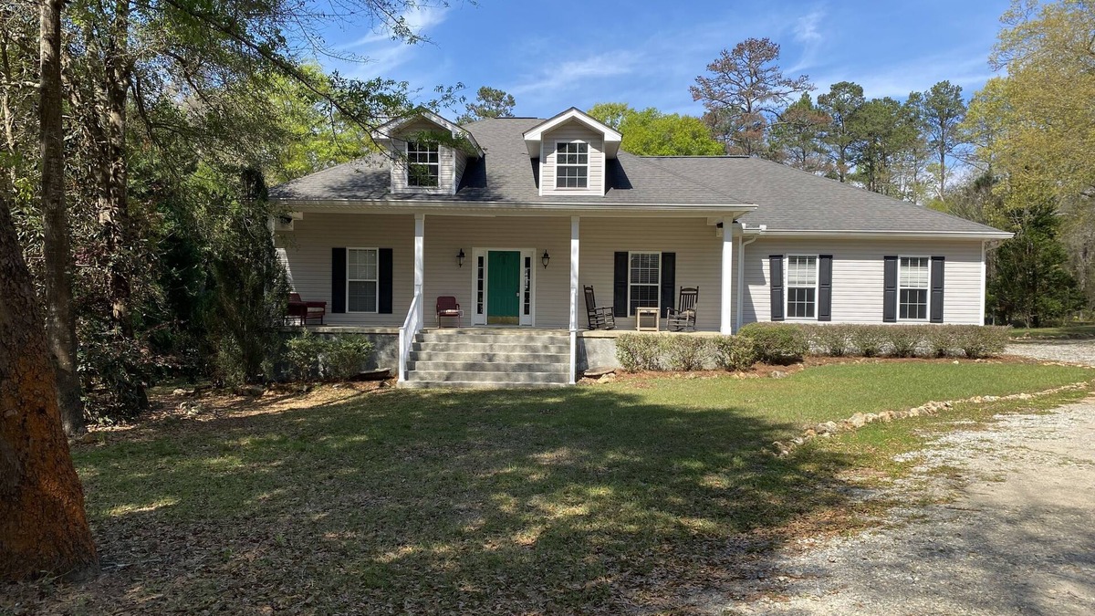 Georgetown House | Lakefront, private pool-hot tub. Huge dock. Close to boat ramp. Amazing sunsets.