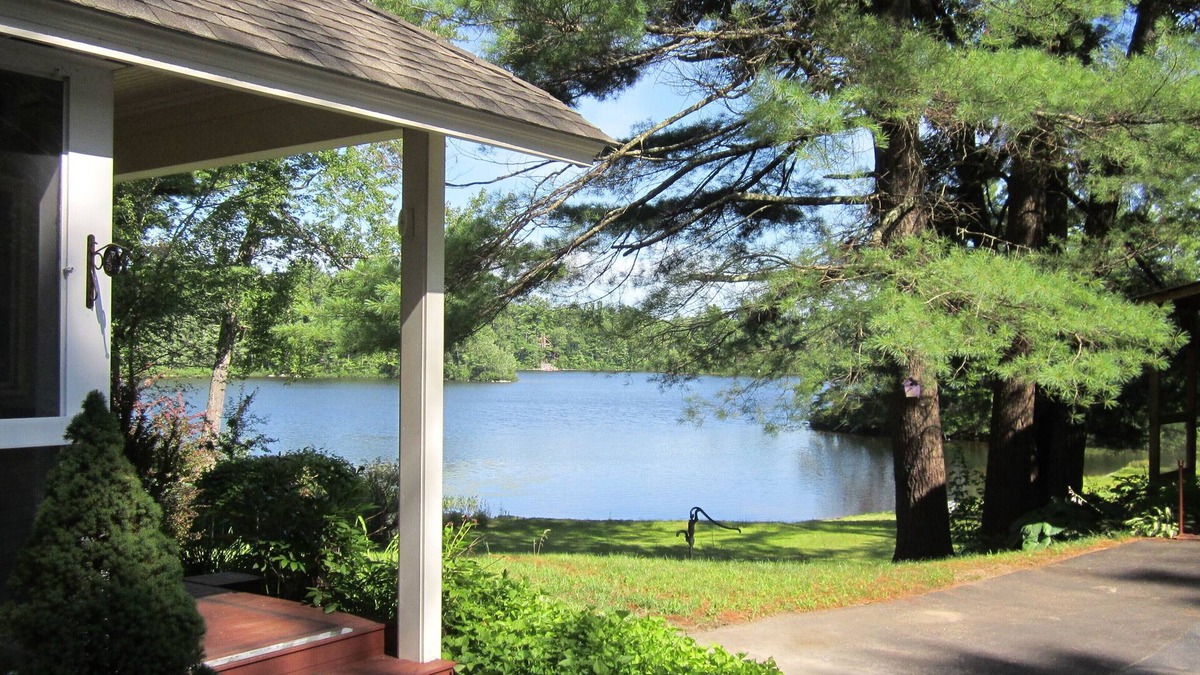 Ossipee House | Lakefront Property with Spectacular Waterfront View