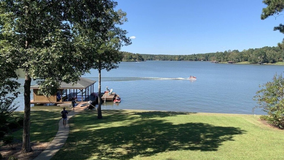 Eatonton House | Lakefront Retreat w/Big Water Views, Private Dock, & Fire Pit!