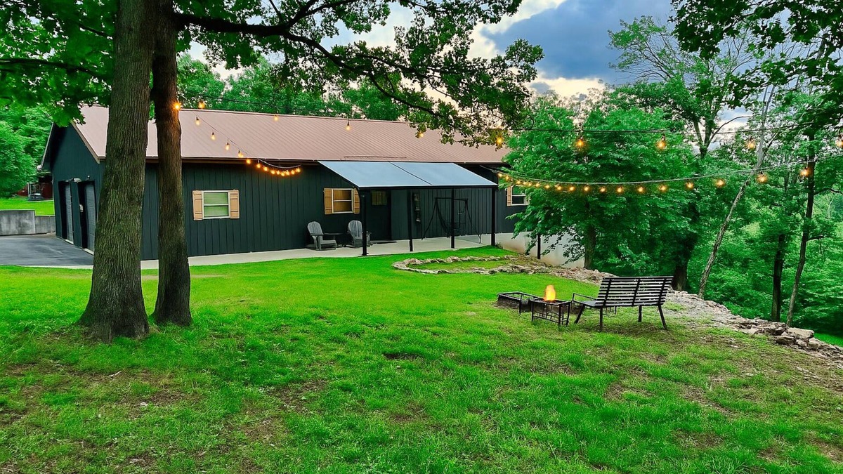 Golden House | Lakefront Retreat w/Views, Fire Pit & 2 Acres