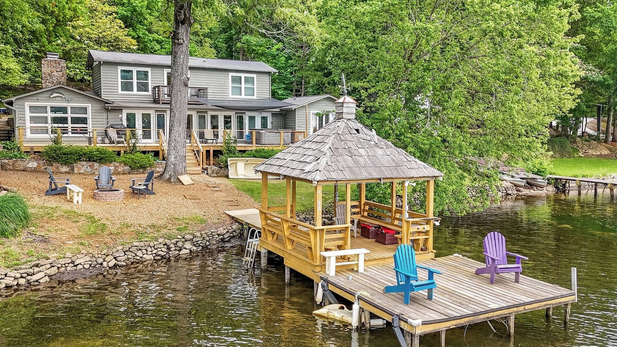 Whiteside House | Lakefront Seclusion! - UPDATED! Dock, Hot tub, fire pit, pet friendly with fee,