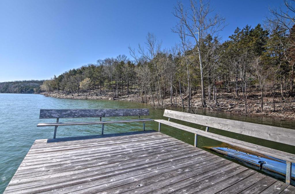 Emerald Beach House | Lakefront Table Rock Getaway with Private Swim Dock!