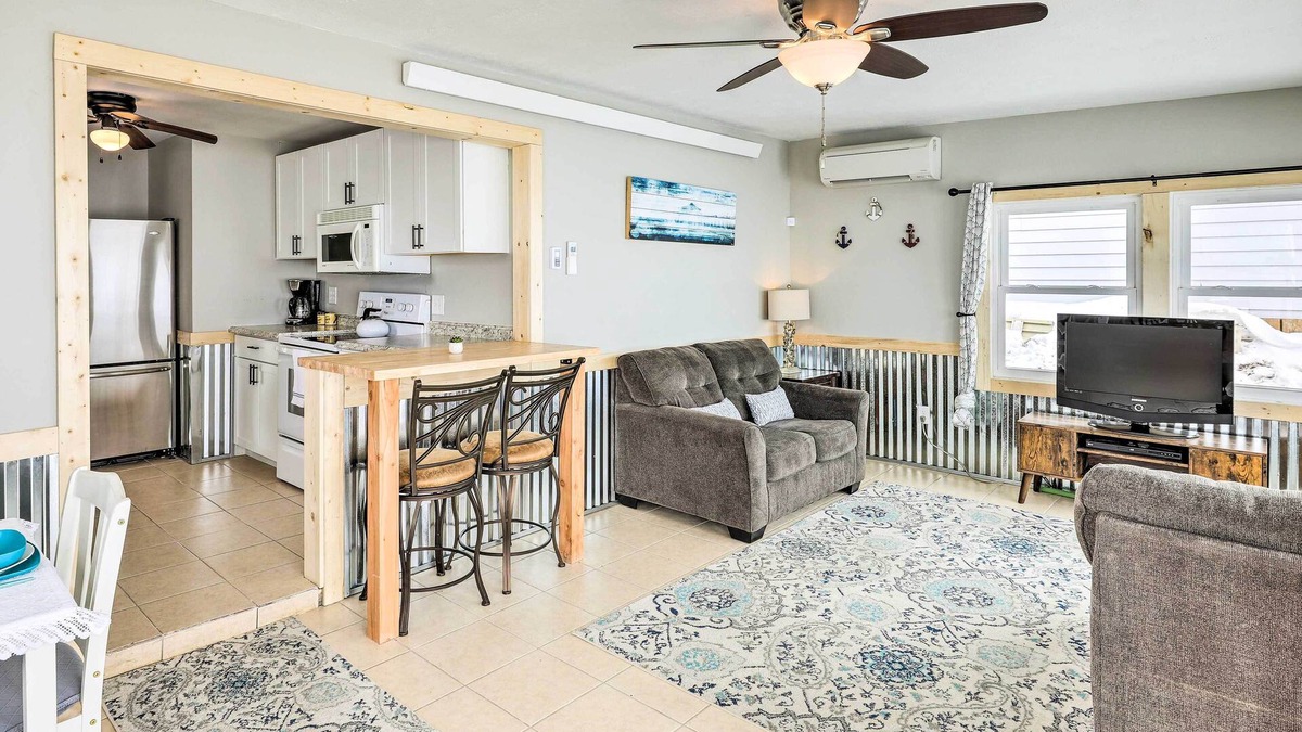 Hamlin County House | Lakefront Vacation Rental with Fire Pit & Dock!