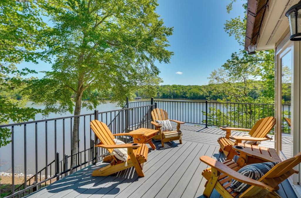 Bracey House | Lakefront Vacation Rental with Views and Hot Tub!