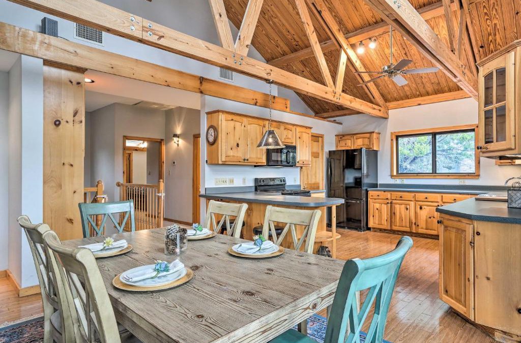 Lakehills House | Lakehills Vacation Rental on Medina Lake