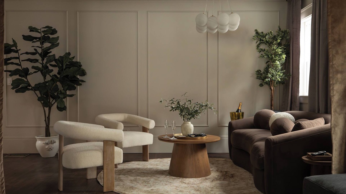 Linden Hills House | Lakes Luxury in Linden Hills - The 1910