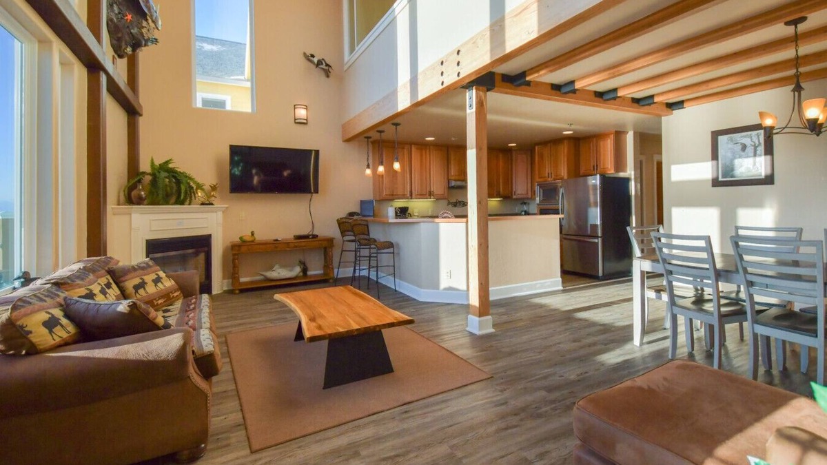 Homer Condo | Lakeshore Lodging Ocean Front Lodges