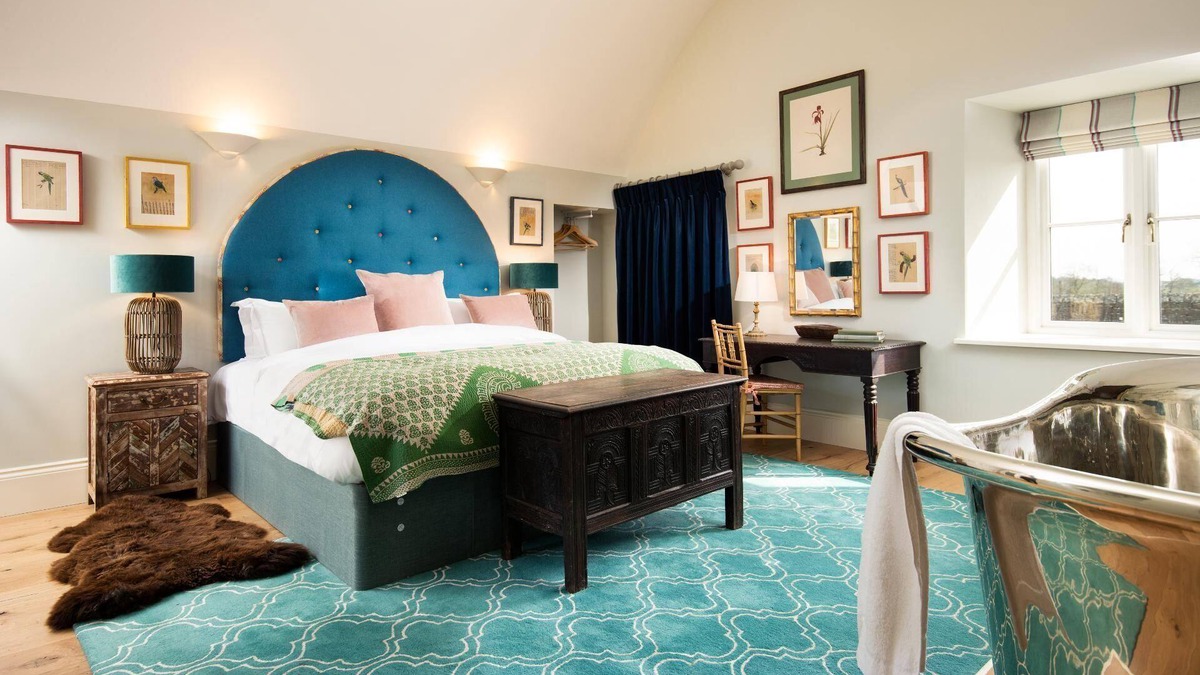 Capheaton Cottage | Lakeside Cottage, Emily in Capheaton, Northumberland - sleeping 2 guests in one bedroom