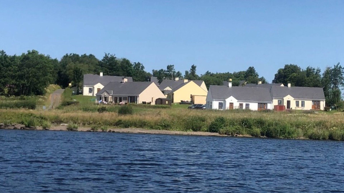 Kesh Cottage | Lakeside Cottage In Kesh With Fabulous Views Over Lough Erne