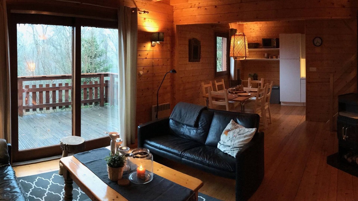 Plantades House | Lakeside Escape for 6 guests