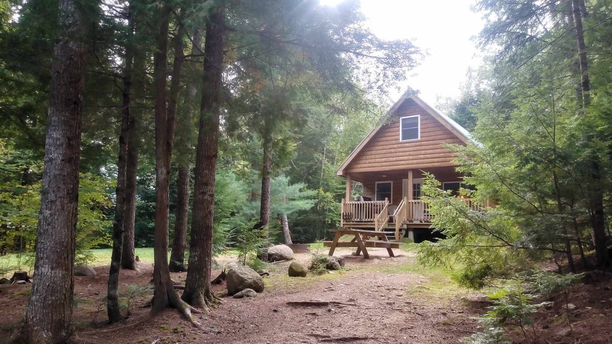 Whitney Cabin | Lakeside Fishing Cabins for the Whole Family/Pets too!