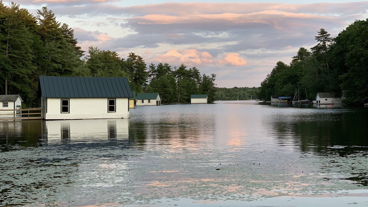 Kennebec House | Lakeside Home on Great Pond in Belgrade Lakes with hot tub, walk to village.