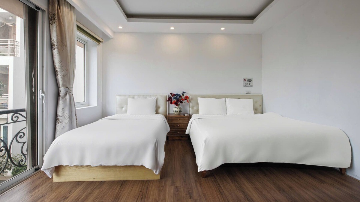 Doi Can House | Lakeside House - Hanoi