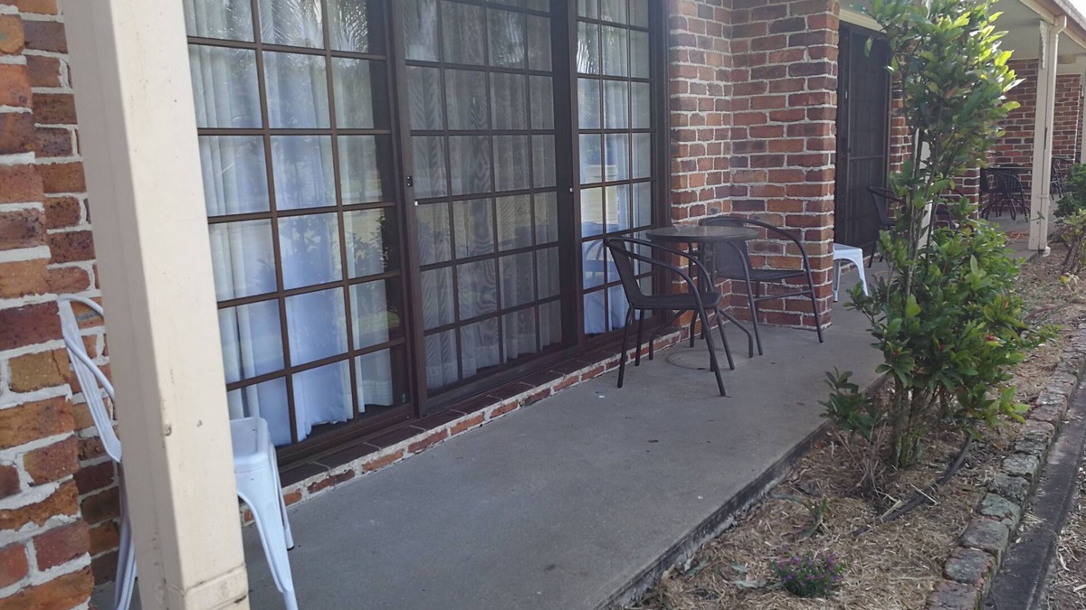 Loftville Hotel | Lakeside Lodge Motel