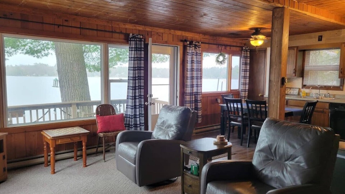 Eagle River Cabin | Lakeside Pines Cabin
