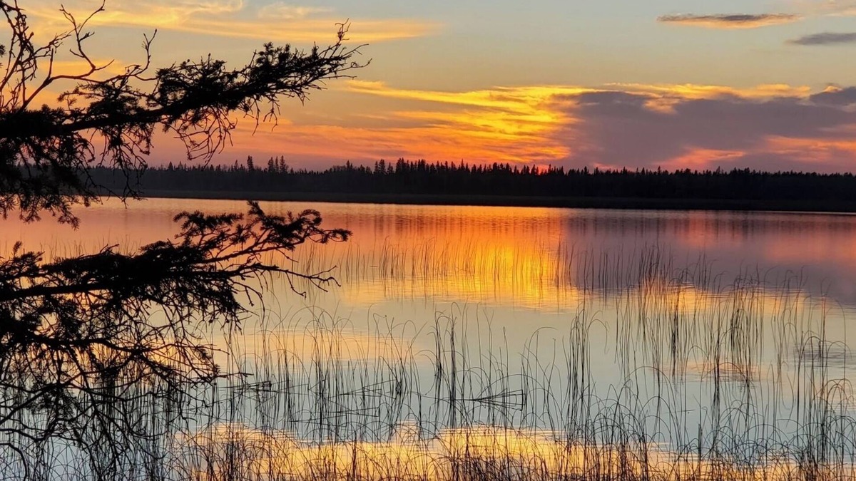 Candle Lake House | Lakeside Retreat in a Private Setting at Beautiful Candle Lake