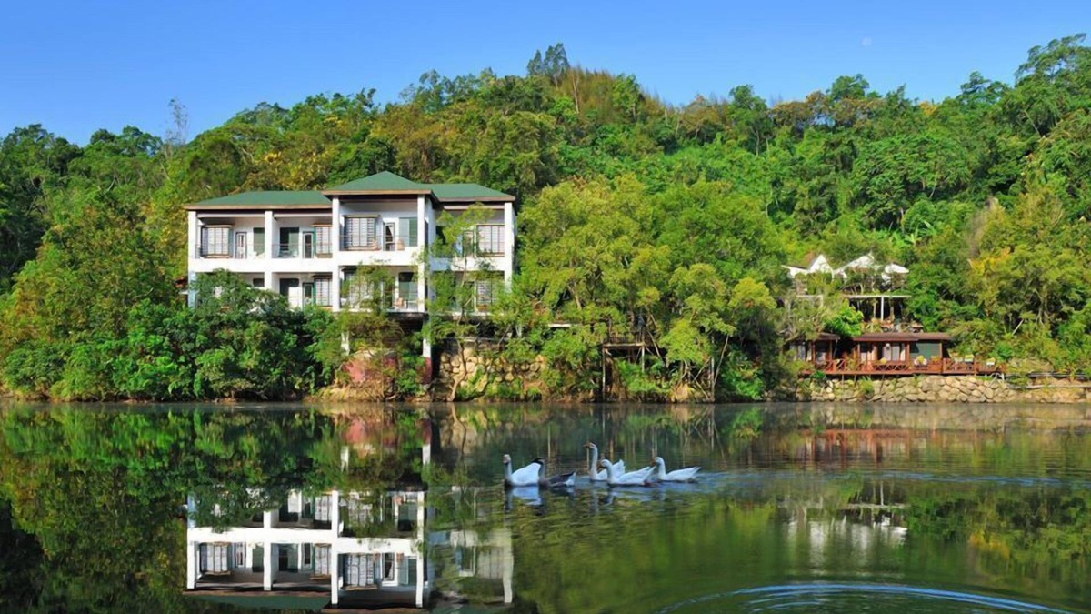 Dahu Bed & Breakfast | Lakeside Spendtime B&B