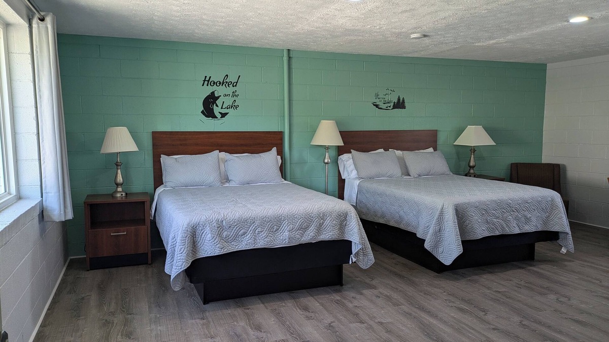 Mooresburg Apartment | Lakeside Studio Apartment