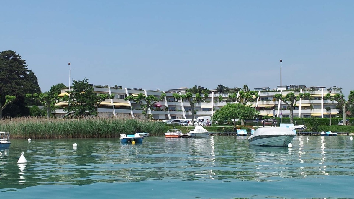 Annecy-le-Vieux Apartment | Lakeside studio at the foot of the mountains