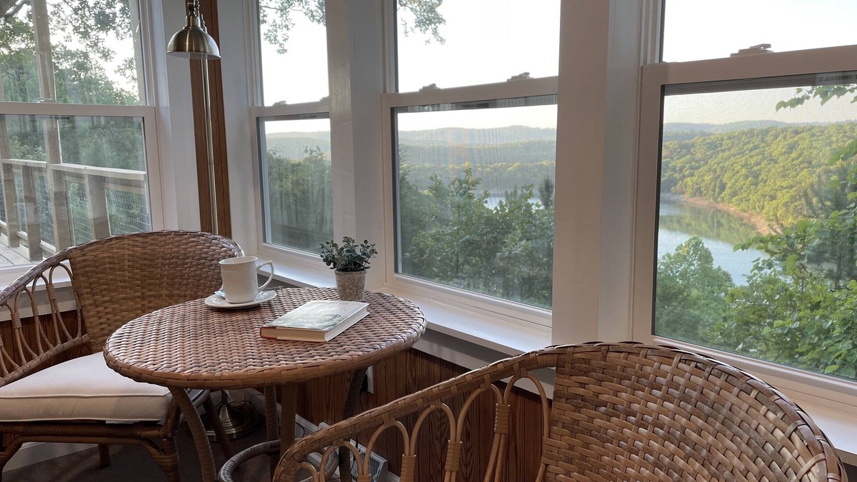 Peel Cottage | Lakeview Cottage
