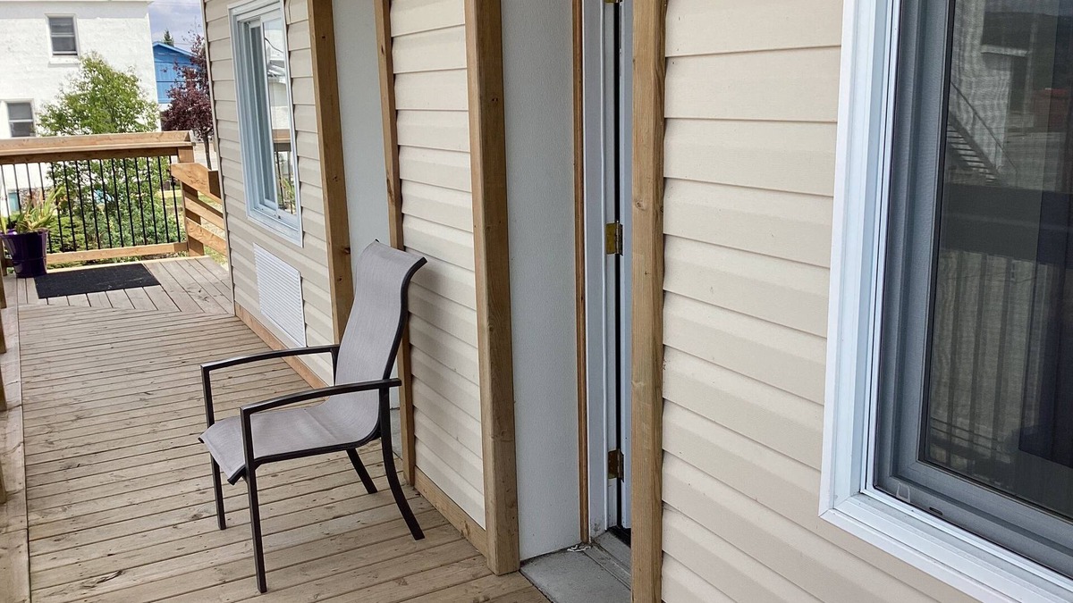 Algoma District Hotel | Lakeview Hotel