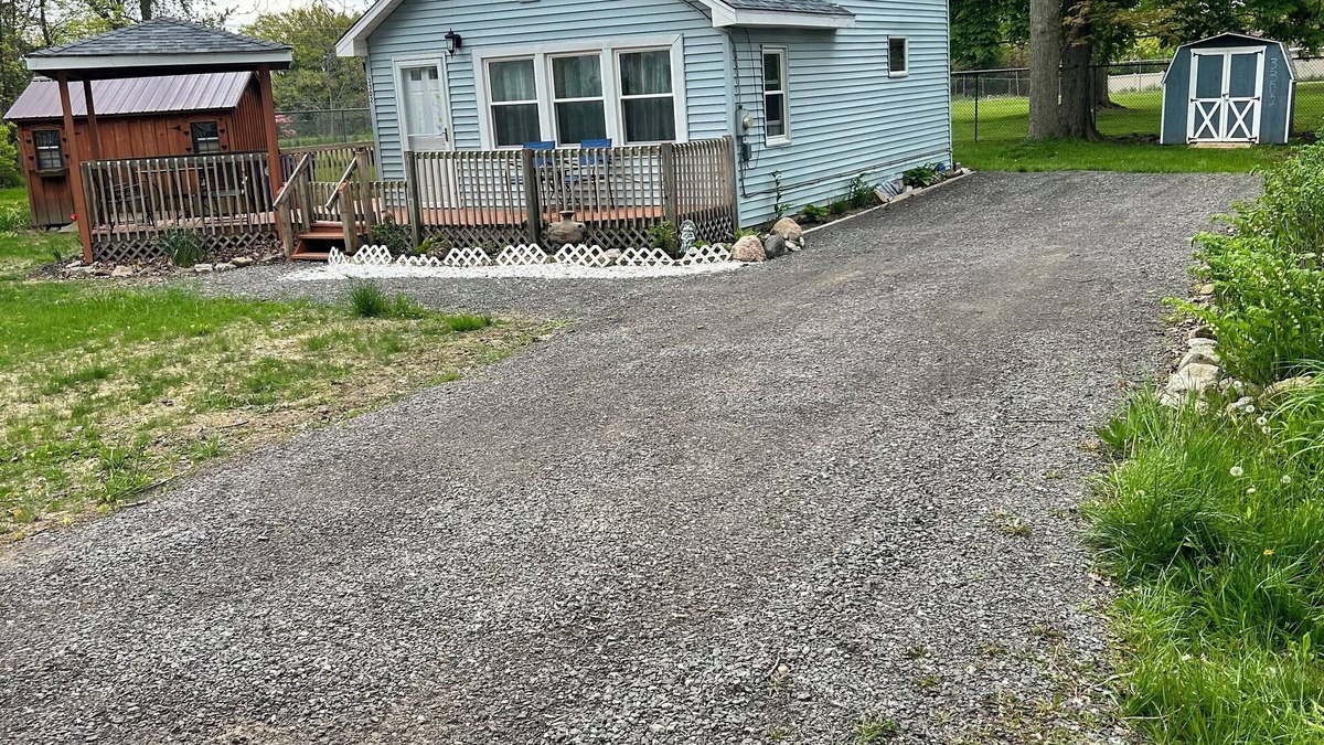 Wilson House | Lakeview Ontario Cottage