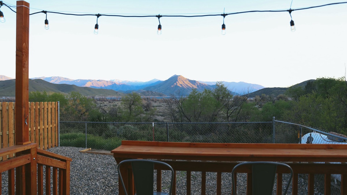 Wofford Heights Cabin | Lakeview Terrace Cal King Studio!