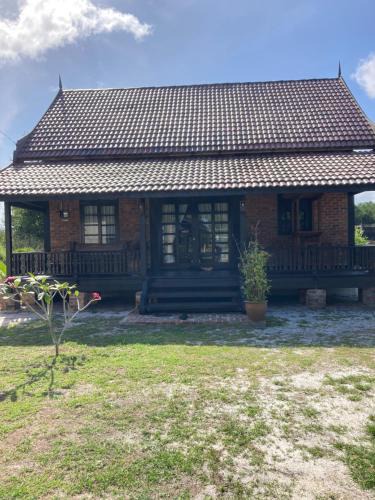 Kampung Ru Tapai House | Laman Warisan
