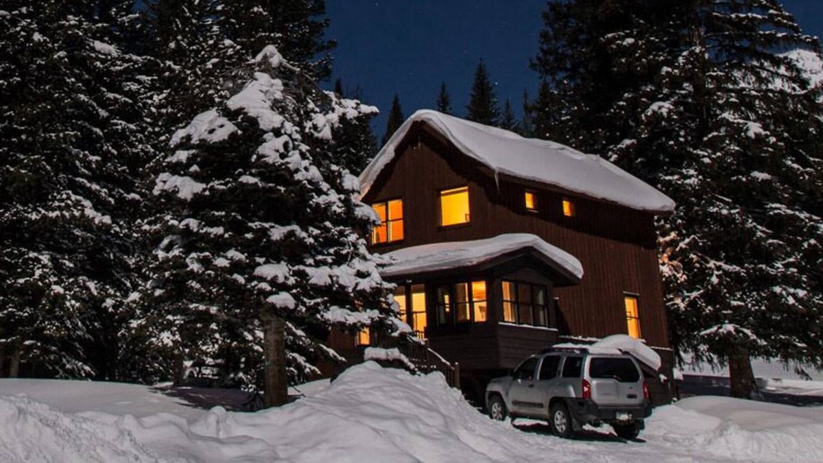 Cooke City-Silver Gate Cabin | Lamar Valley Cabins are spacious modern-rustic cabins one mile from Yellowstone