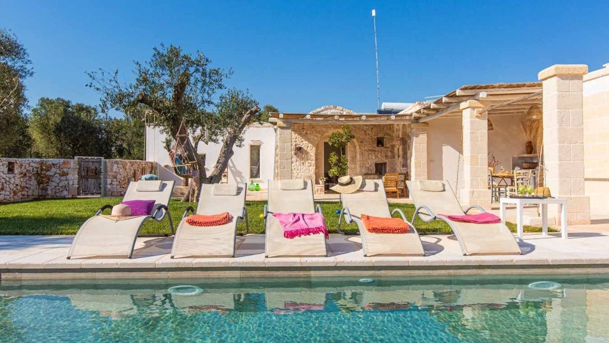 San Michele Salentino Villa | Lamia del vespro - private pool - outdoor kitchen - piagge 20 minutes away